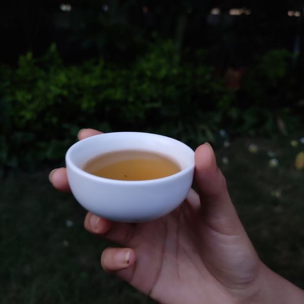 Hands resting during a meditation break